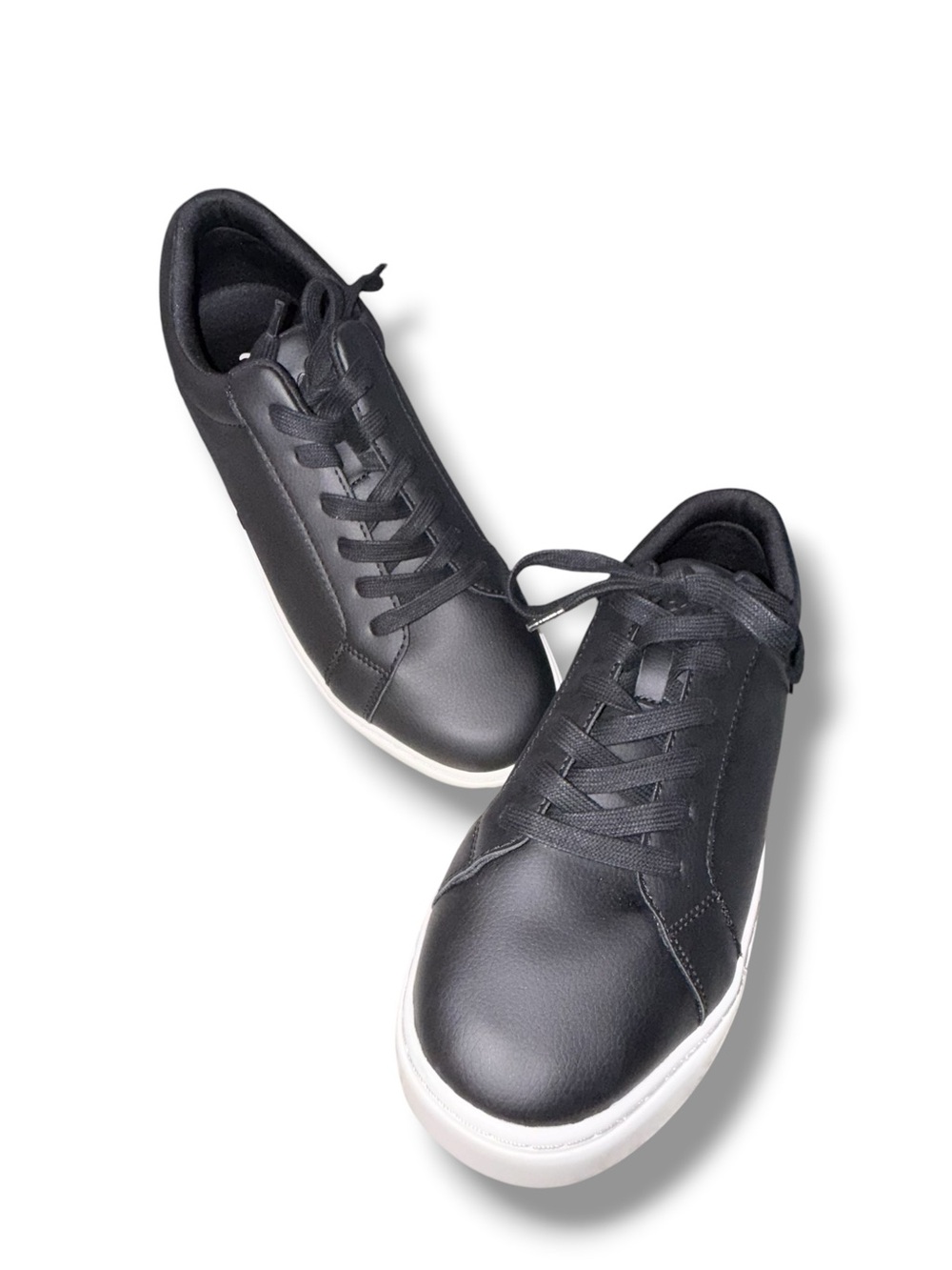 FUEGO Low-Top Dance Sneaker - Women’s 11 Black/White - Picture 13 of 16